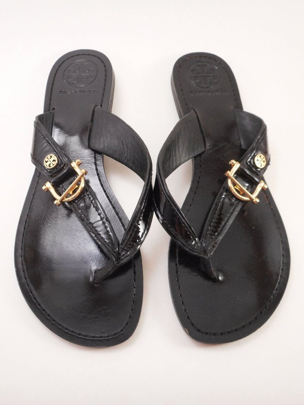 Tory Burch Women's 7 Nora Gold Horseshoe Buckle Sandals Black Patent Leather